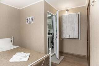Отель Home25 Тбилиси Стандартный двухместный номер с 1 кроватью-7